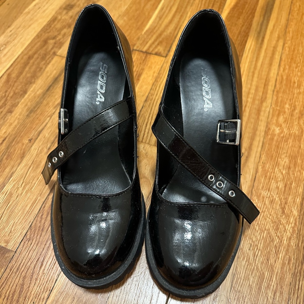 soda lug sole mary jane’s